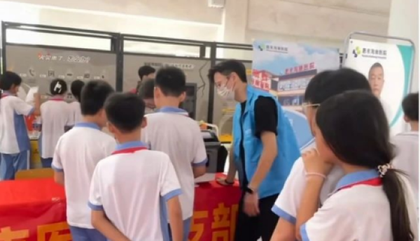 阳光少年 学生常见病干预行动惠来海康医院深入校园