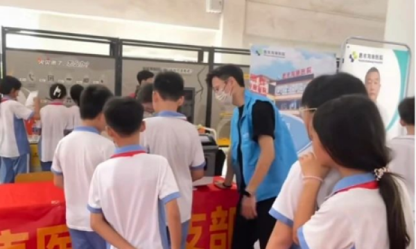 阳光少年 学生常见病干预行动惠来海康医院深入校园